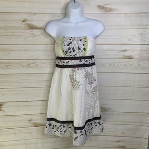 White strapless dress Kimchi Blue Urban Outfitters